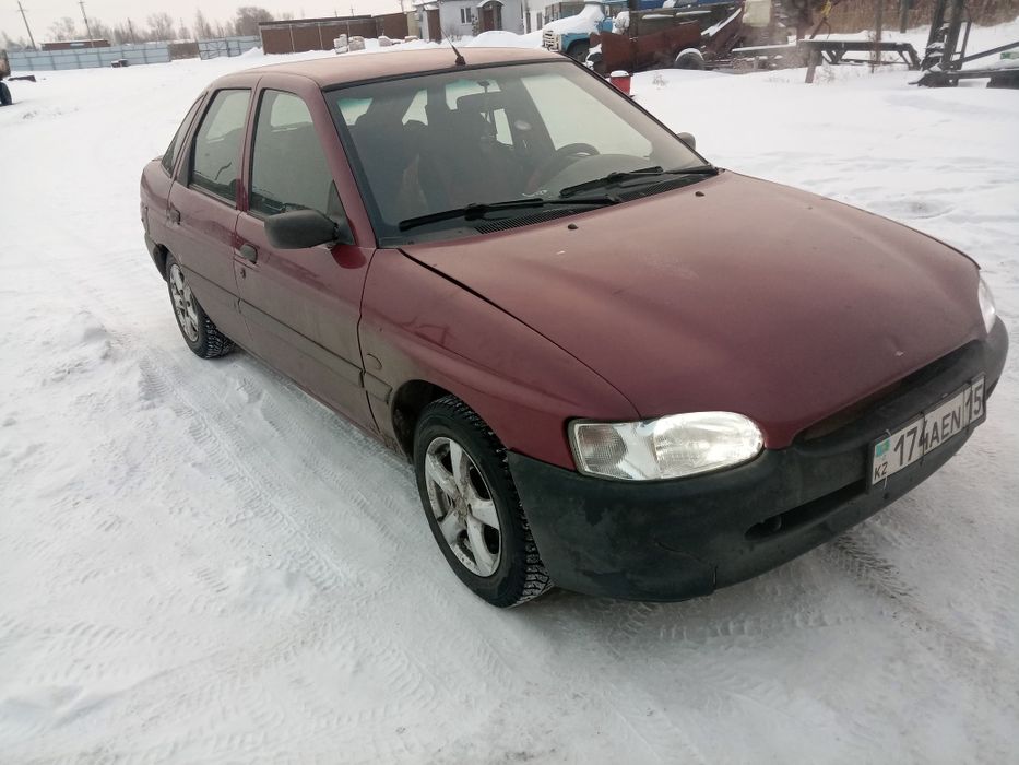 Продам форд эскорт