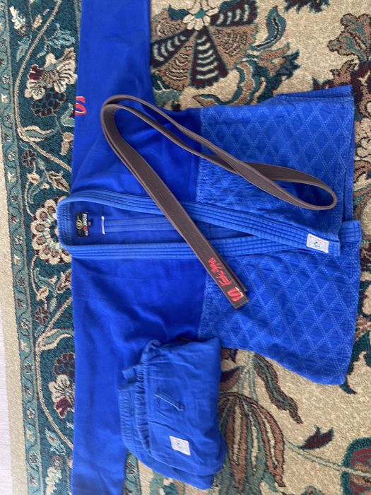 +пойс сакура бесплатно