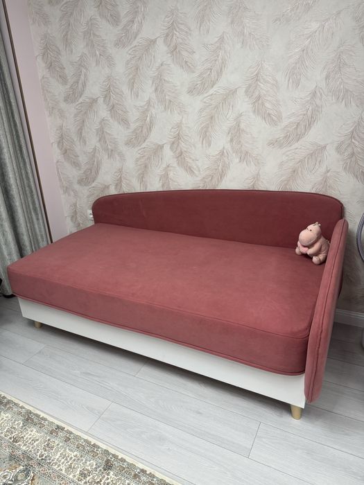 Продам срочно кровать