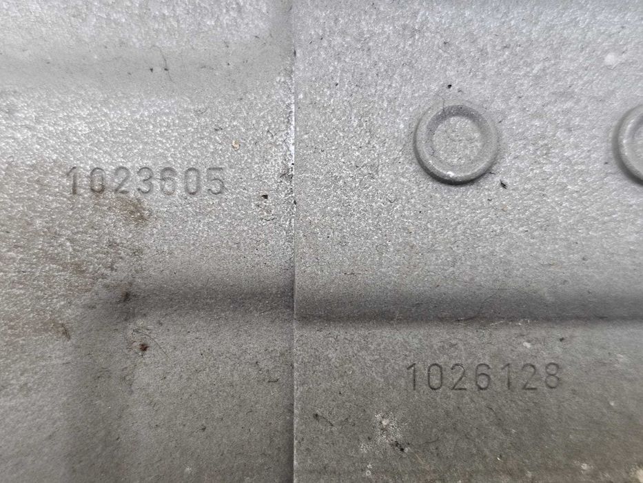 Airbag genunchi sofer Audi A3 8V 2014 1.2 TFSI 77kW Cod OEM: 8V2880841A (5F3)
