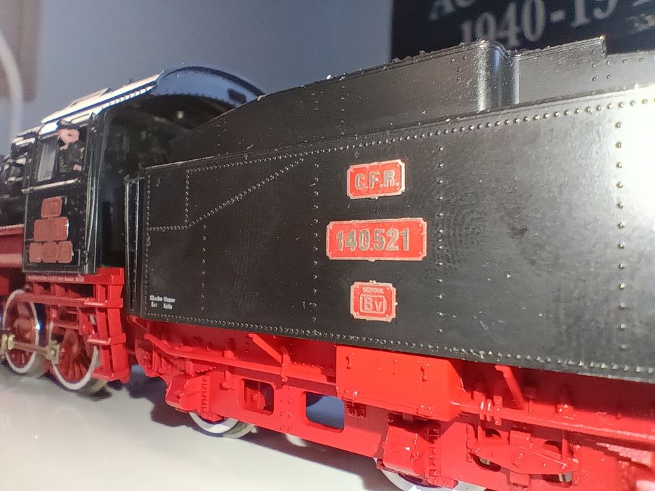 Locomotiva cu aburi CFR 140.521, machetă trenuleț electric HO