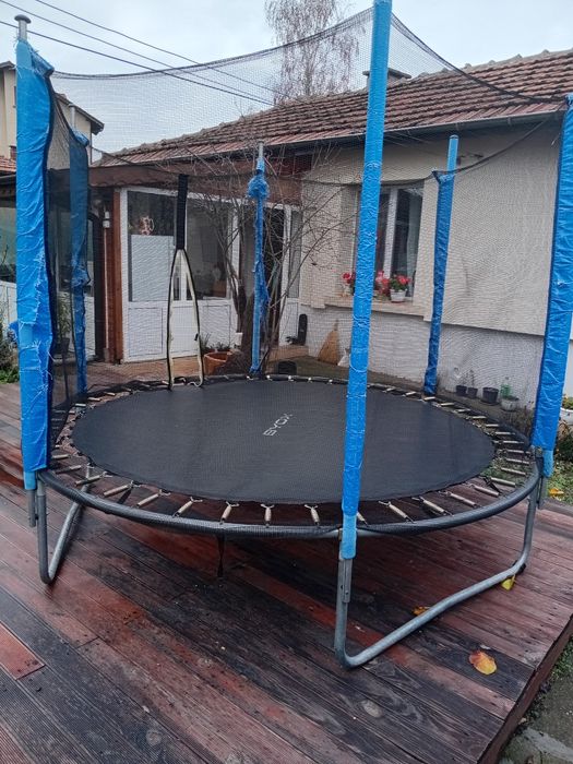 Детски градински батут