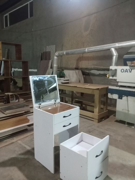 #MEBEL trimo + 4 ta tortmali tumba stol