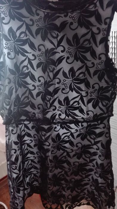 Продавам перфектна италианска рокля