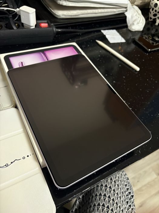 IPAD 11 inch (M2) 2024 utilizata conditie perfecta