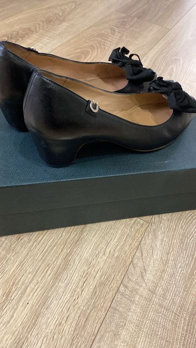 Туфли черные женские