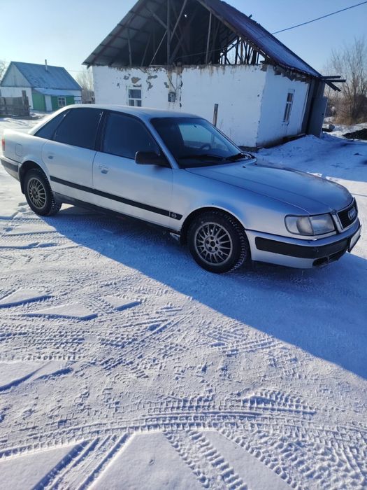 Продам ауди 1 0 0