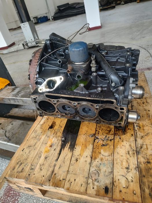 bloc motor ambielat  renault 1.9 dci cod motor f9q d 812 factura si...