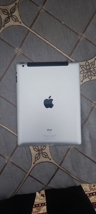 Ipad 3 WiFi 3g продаю