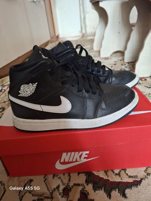Оригиал Nike Air Jordan 1mid