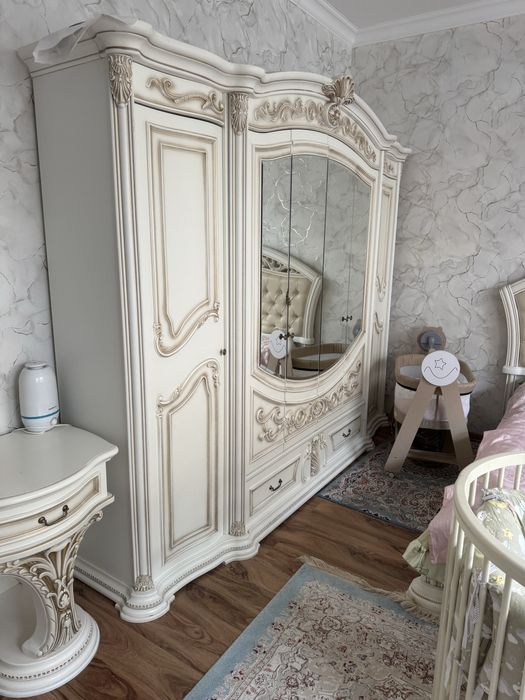 Продам спальный гарнитур двуспалька