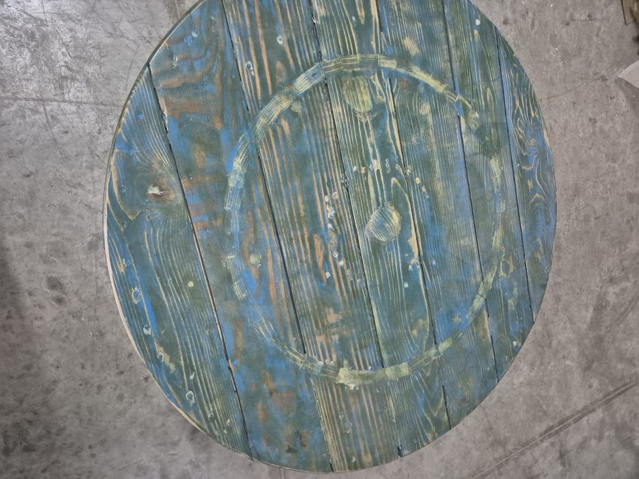 Винтидж реставрирана маса