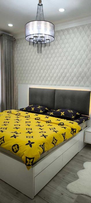 Двухэтажный коттедж недалеко от метро Куйлюк