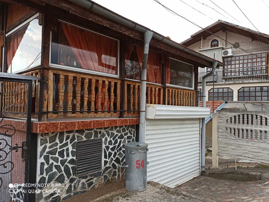 Продава се Къща в Кюстендил, Бузлуджа - 204 кв.м за 538 €/кв.м - Снимка #2