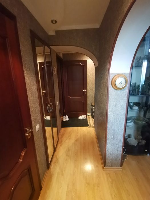 Продаётся 5-ком кв-ра. Улица Керамическся 76