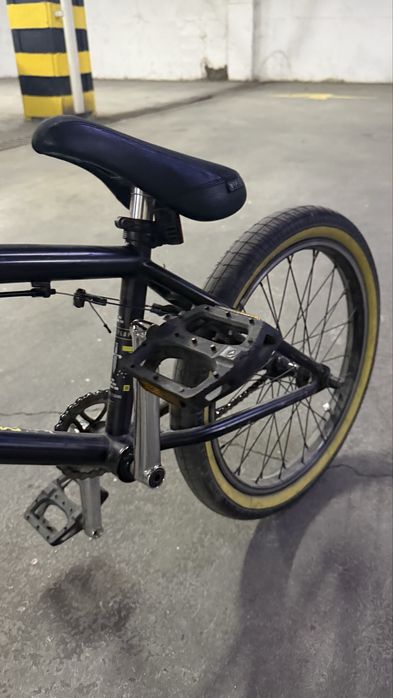 Велосипед BMX трюковой