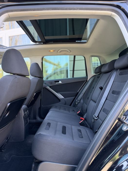 Volkswagen Tiguan 4x4 Panoramic Navigatie Camera Bi-Xenon Adaptive 1.4 Tsi CAVA 150 CP