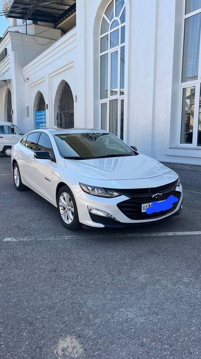 Chevrolet Malibu 2023 — 2