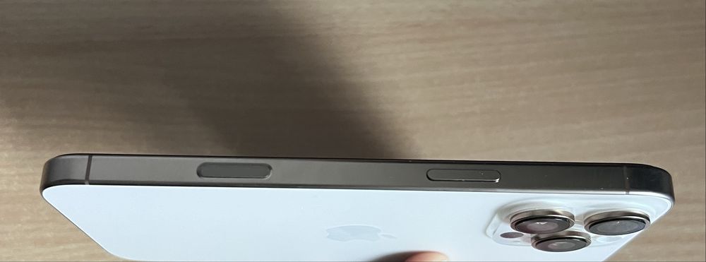 Iphone 16 pro max 256GB DESERT GOLD