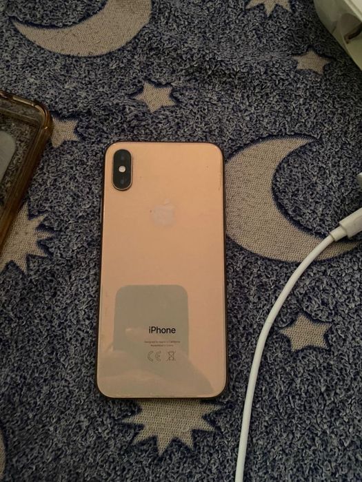 Продамм Айфон хs