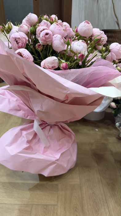 Продам букет за 15000 тг срочно