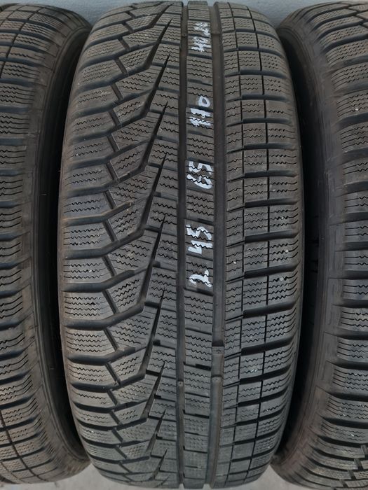 Зимни гуми 4 броя за Джип HANKOOK WinterIcept Evo2SUV 245 65 R17 дот 4020