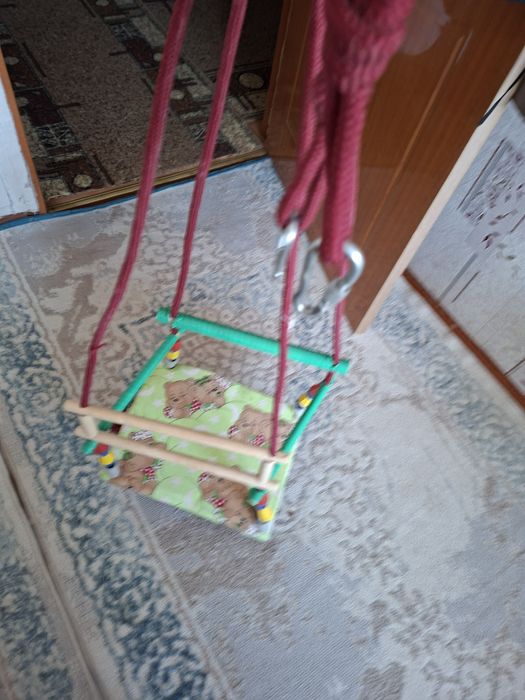 Продам детские качели