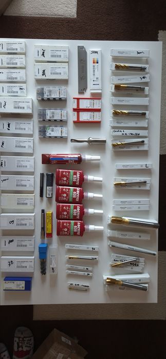 Vand placute amovibile,freze,burchie,tarozi carbura noi si profesional