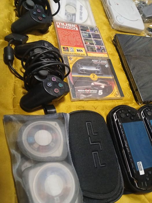 Assalom alekum Plastation 1 va Plastation 2 sotiladi