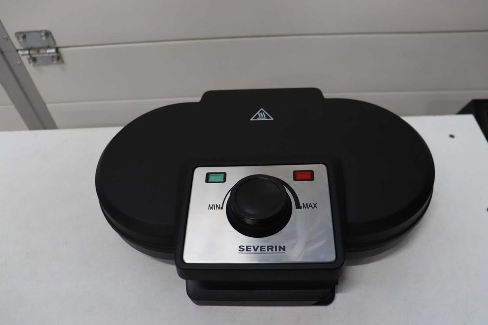 Гофретник Severin Double Waffle Maker, лек ДЕФЕКТ