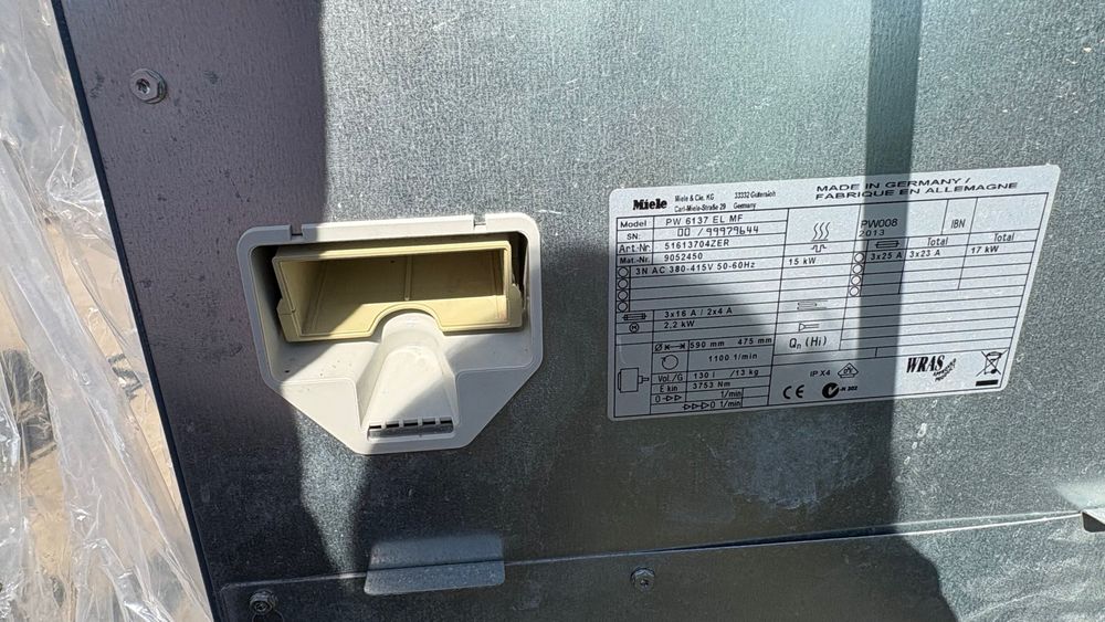 Професионална ПЕРАЛНЯ МАШИНА Miel - PW 6137