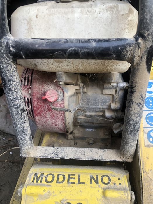 Уплотнитель для тратуаров