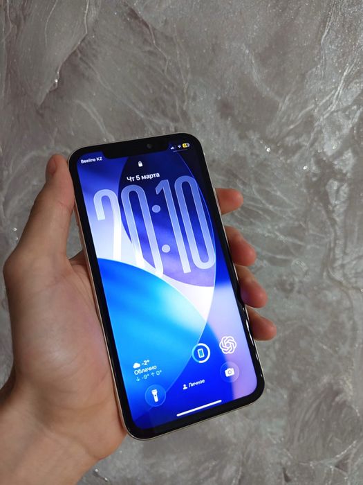 Продам Apple iPhone 11 (64gb) белый