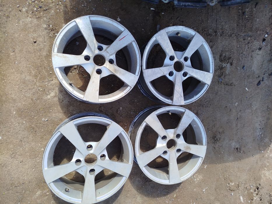 Продам титанку R15