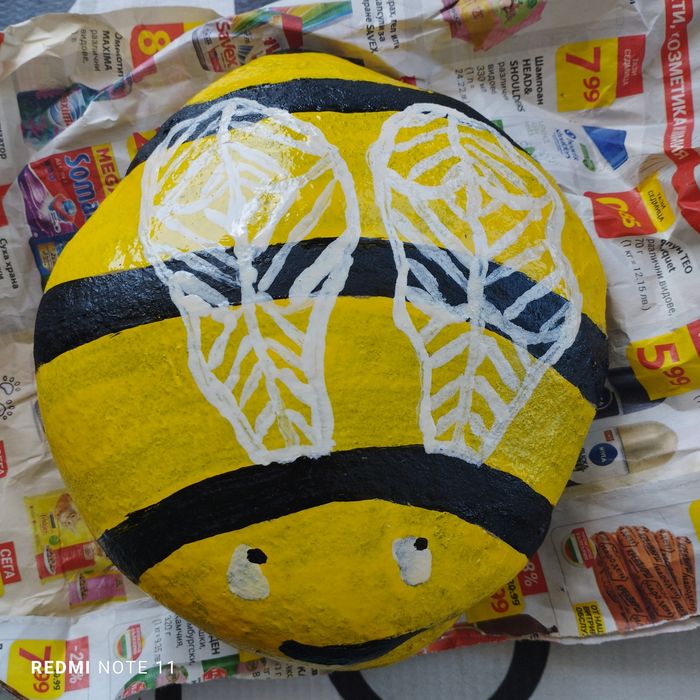 Камък (градински) за декорация. Калинки, пчели и ягоди