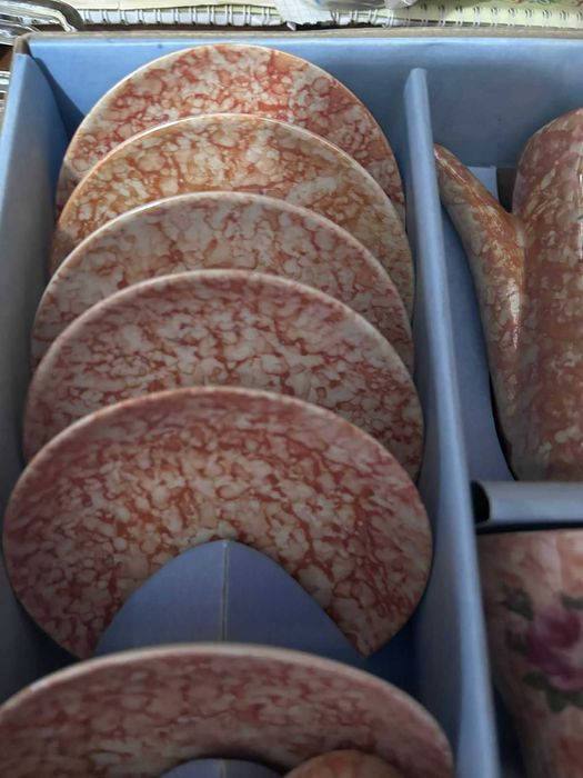 Продам сервиз кофейный чайные пары