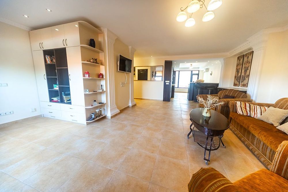 Продава се Едностаен апартамент в Приморско - 114 кв.м за 1536 €/кв.м - Снимка #7