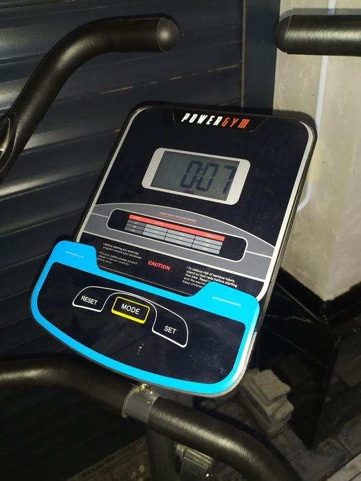 Продам велотренажер Power GYM B55 в идеальном состояние. До 140 кг