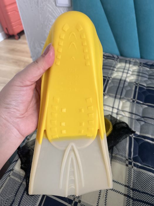 Ласты для бассейна