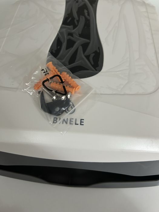 Диспенсер для бумажных полотенец