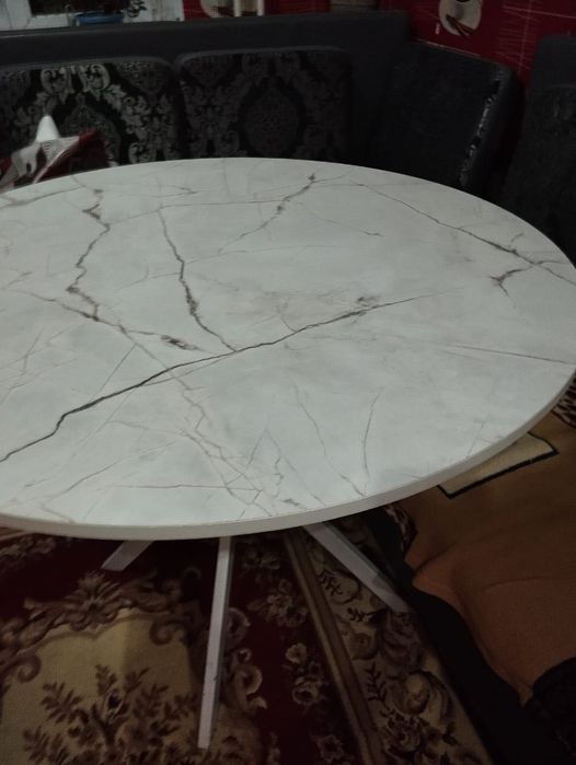 Стол кухонный круглый