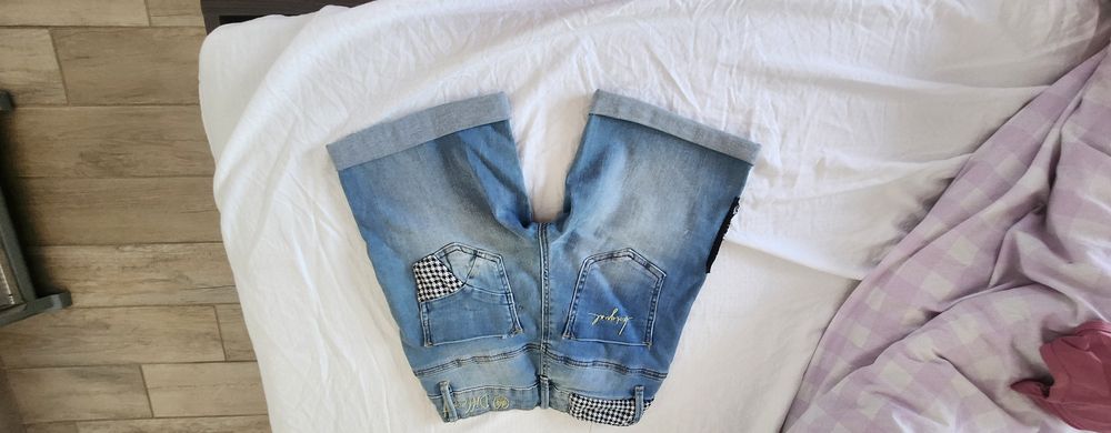 Blugi deosebiti, superbi