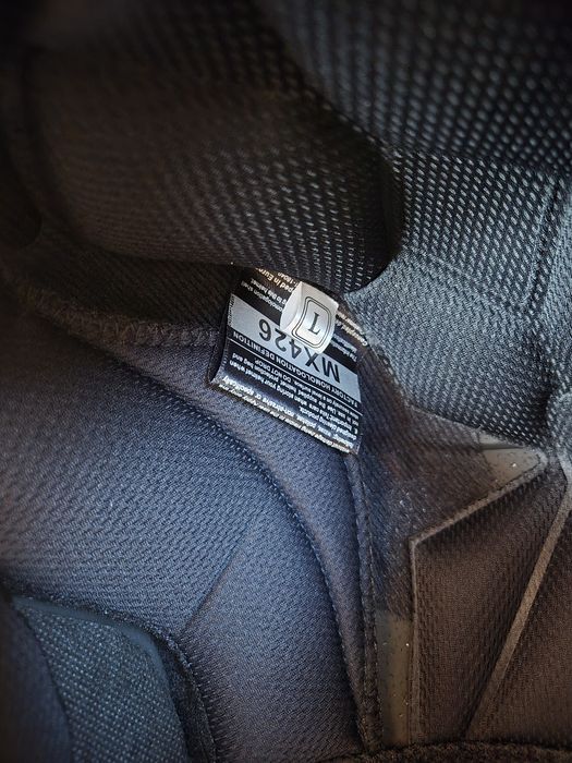 Кросова каска IXS