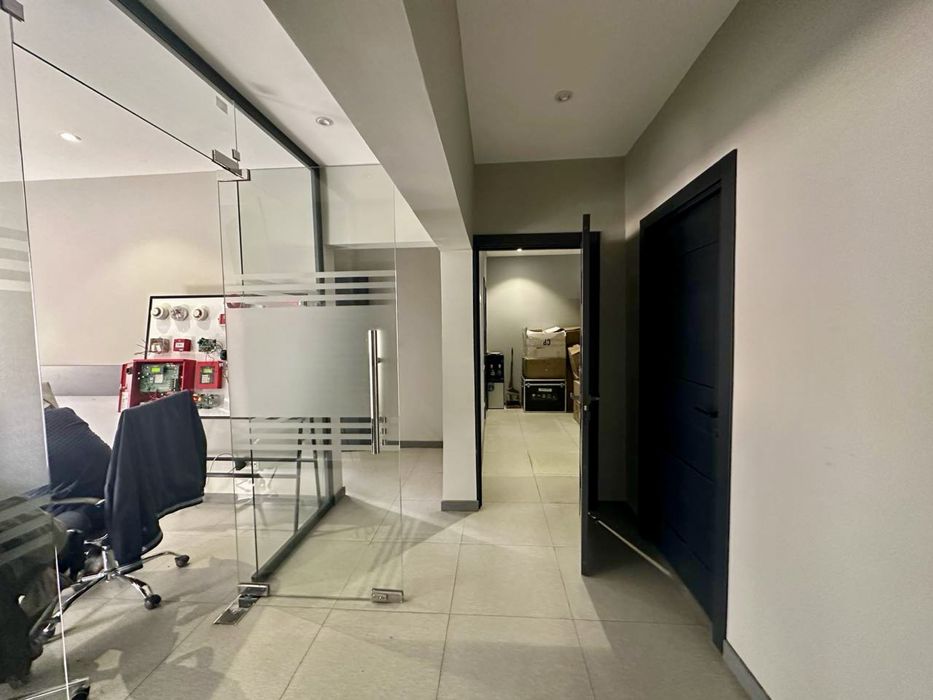 Аренда Срочно Нежелое Офис м.Айбек Точка Вкуса 130м2 5х ком 2-Линия