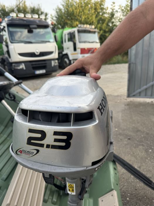 Barca bic 245  de vanzare