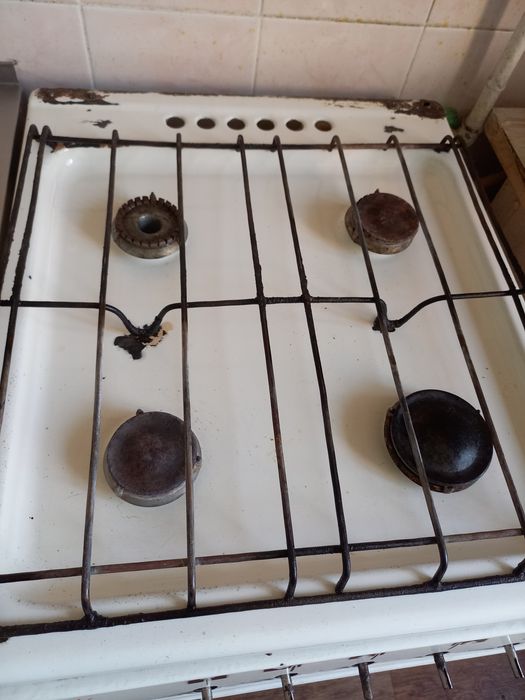 Срочно продам газовую плиту