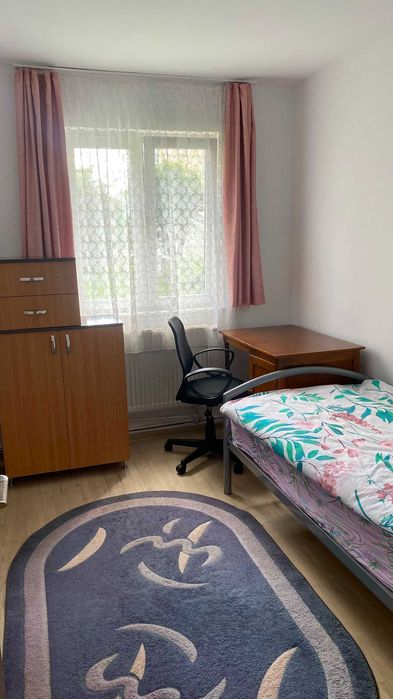Inchiriez apartament 3 camere complet mobilat si utilat,recent renovat-Zona Mihai Viteazu Sibiu