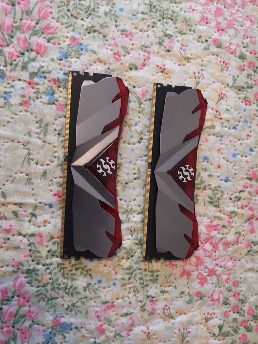 Продавам Рам памет DDR4 3200 Kit