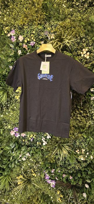 Дрехи на едро тениски