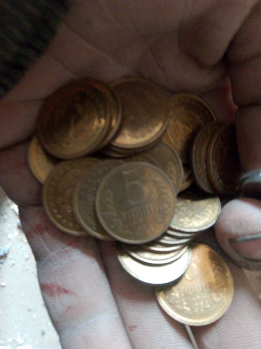 5tin tangalar sotiladi